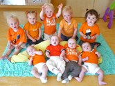 De oranjesupporters van Hoepel 4