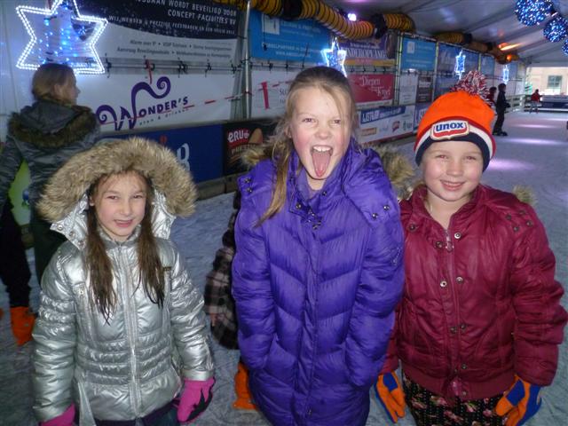 De bso’ers van de Waldervaart genieten van SKRS On Ice