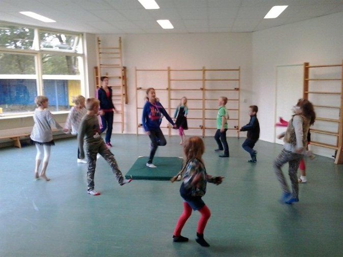 Dansles op bso De Koet! Foto SKRS